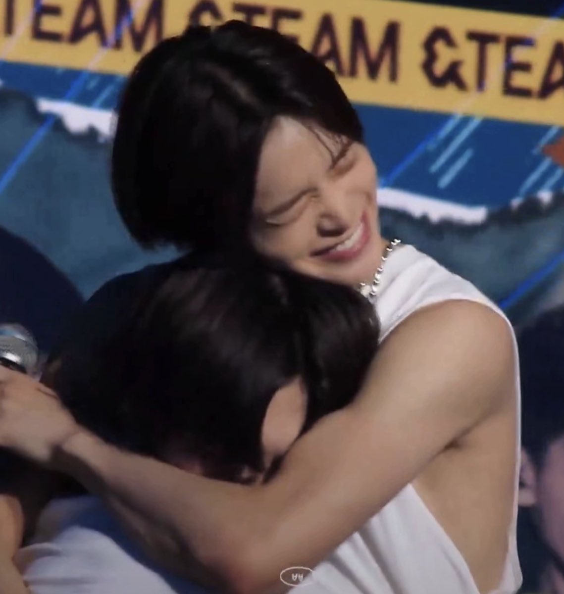 amaya on fire 🐺🪽 tweet media