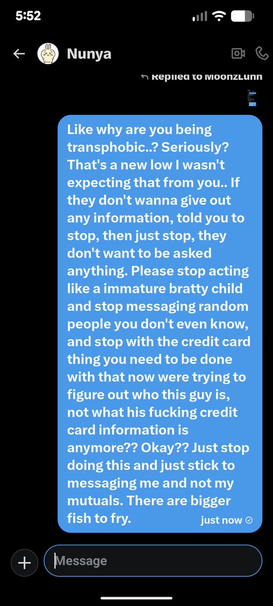 MoonzLunn tweet media