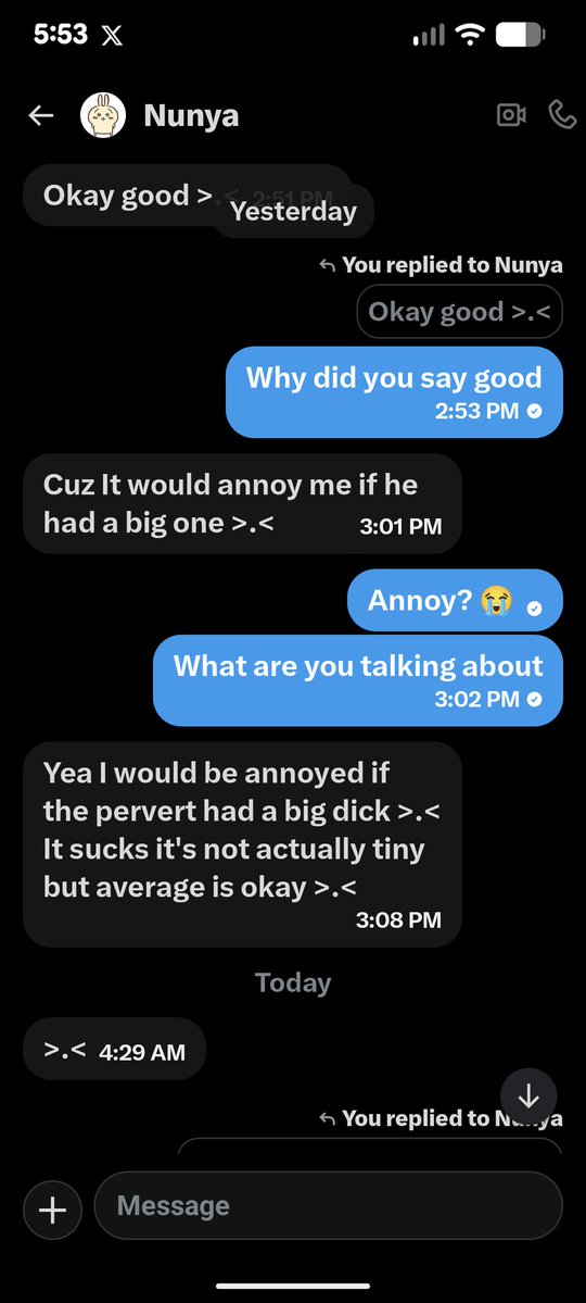 MoonzLunn tweet media