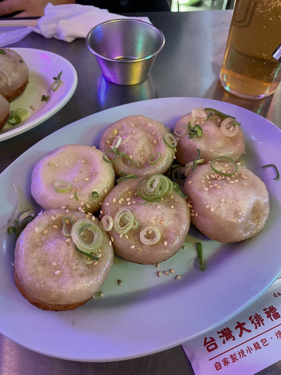 昨晩、小籠包にかぶりついたら上顎大火傷