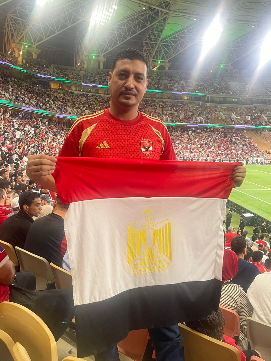 Alikadry666's tweet photo. @mohamedfares07 شرفونا والله انا صوتي راح من التشجيع https://t.co/HIxgexvJpB