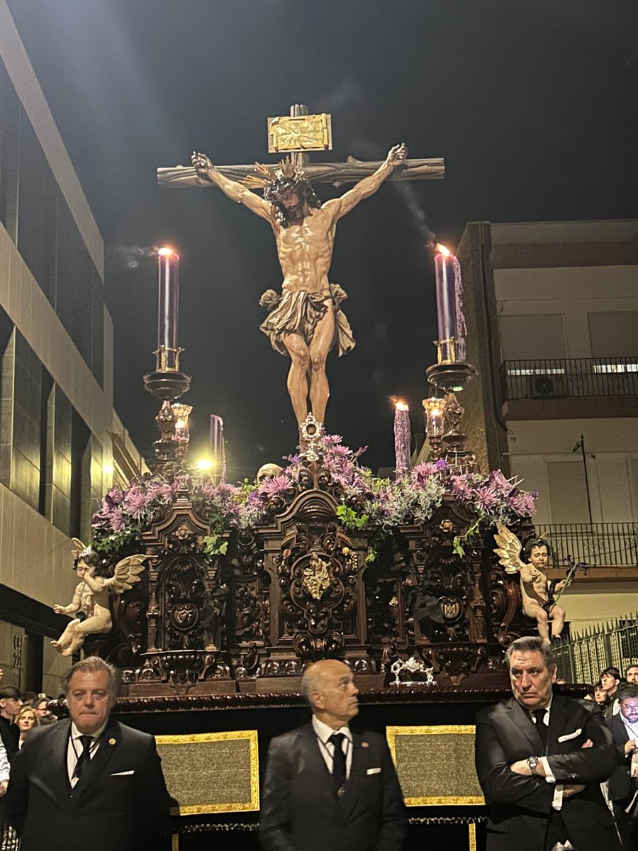 Hermandad de Pasión y Muerte tweet media