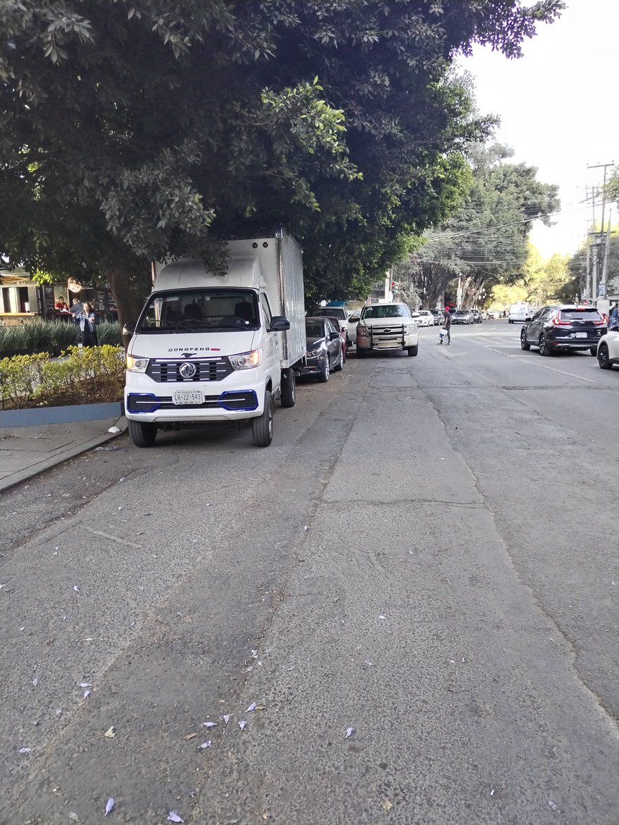 el niño perdido tweet media