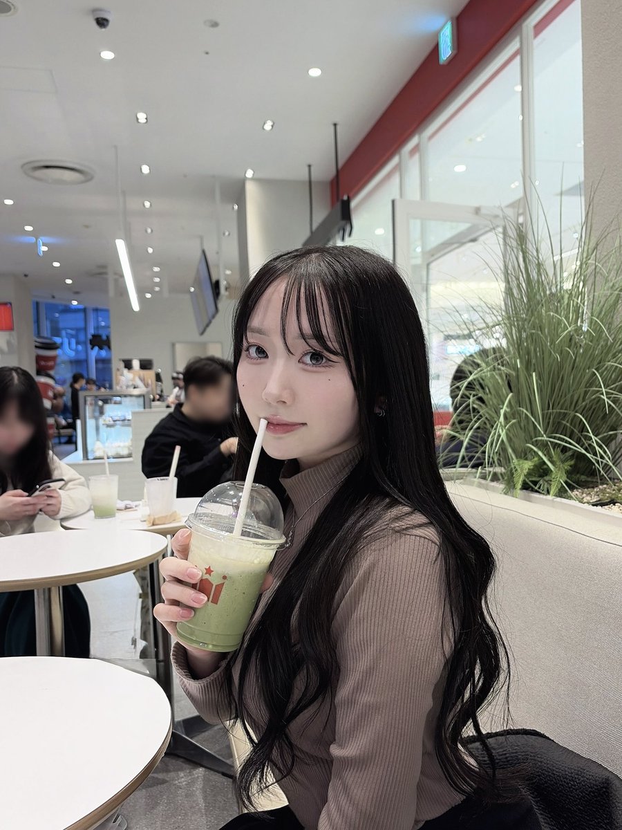 .⋆𝜗𝜚.· tweet media