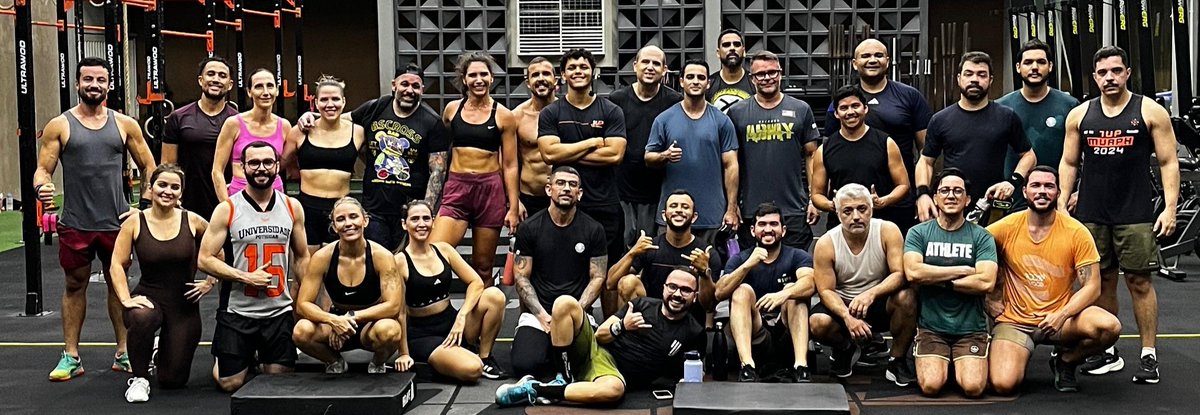 morenoPonta's tweet photo. Esse relacionamento tóxico com o  crossfit, me humilha mas sempre volto 😂 https://t.co/V0tHOudVwi