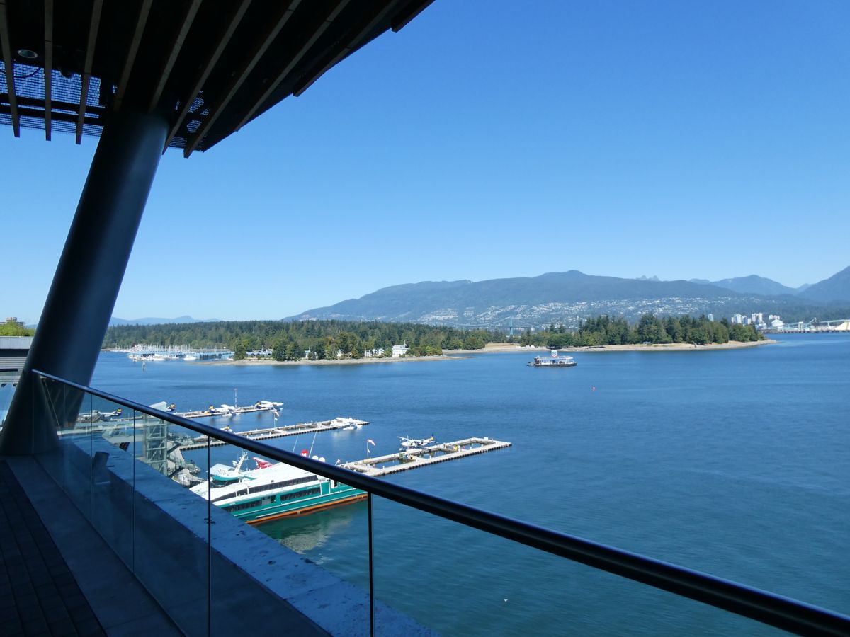 CityHallWchVAN's tweet photo. @rrrobbberttt A massive floating hotel would diminish the views from the Convention Centre and diminish the experience for all organizations using this space for conferences. https://t.co/IEHYQeFdAC