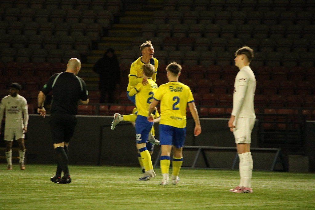 OfficialCColts's tweet photo. Photos from tonight's Lowland Development League U20s game against Linlithgow Rose 

📸  @gus_p30 https://t.co/aNhXKpeGSL