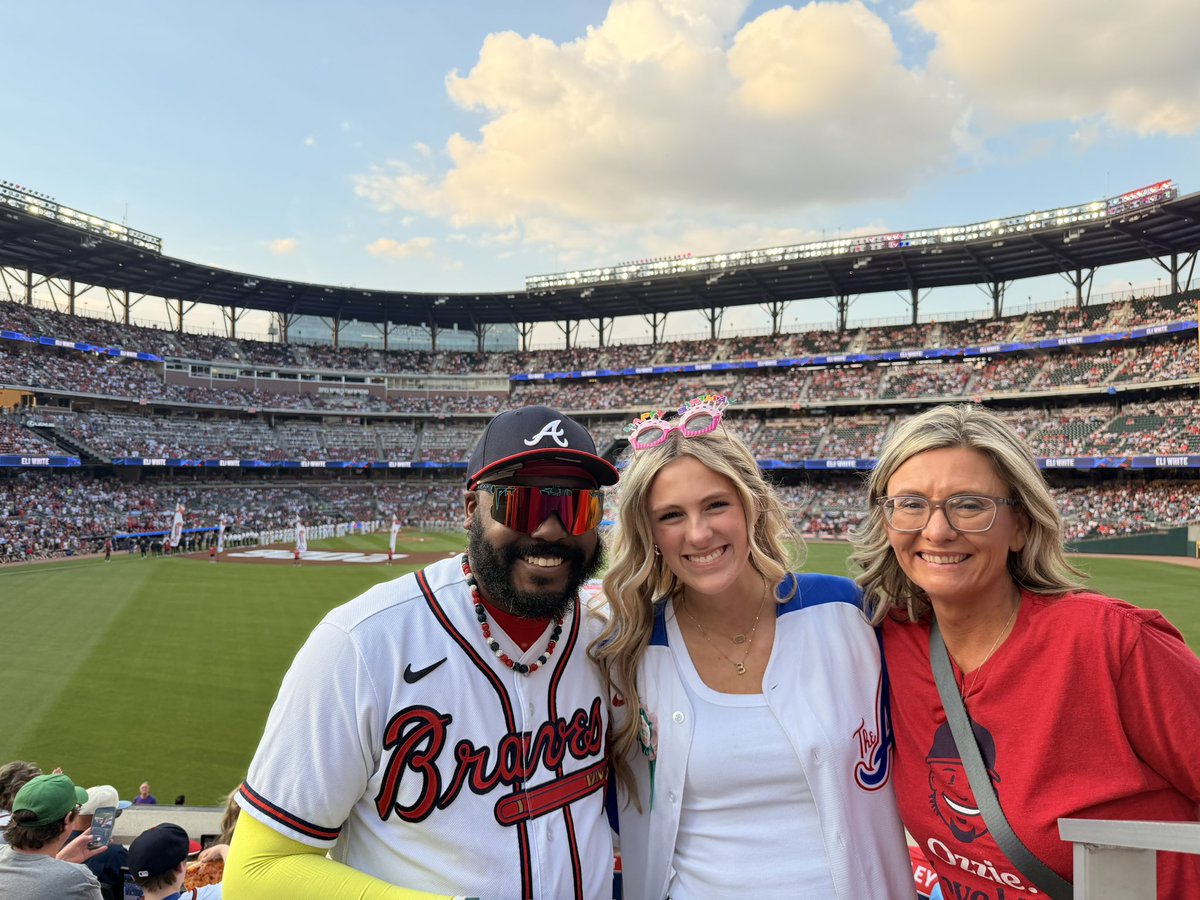 themrswebster_'s tweet photo. No better way to celebrate your 15th birthday than @Braves Opening Day and @MrDJPK !!
@Gibbsprincipal https://t.co/0RFssJPdLm