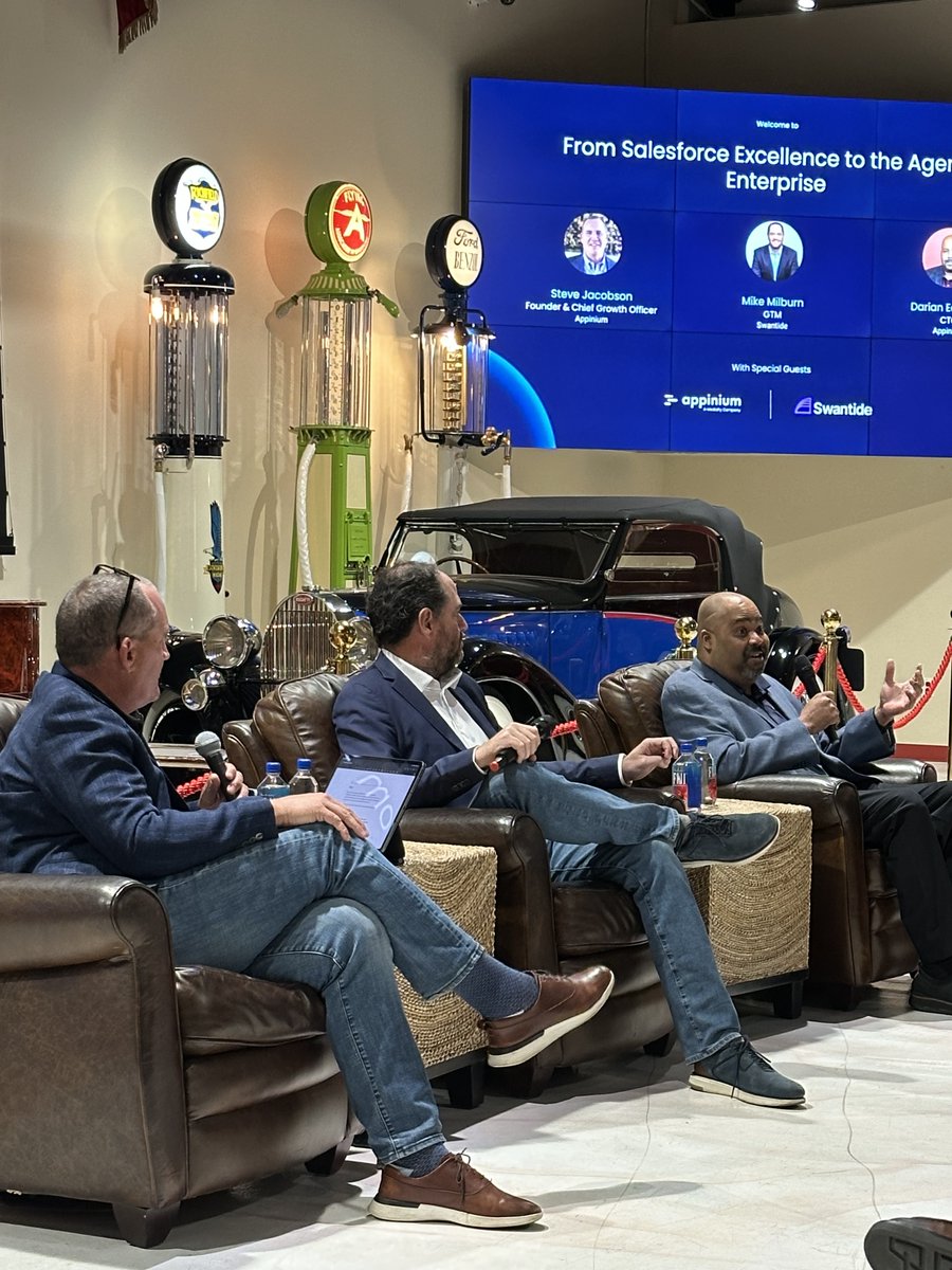 Mediafly tweet media