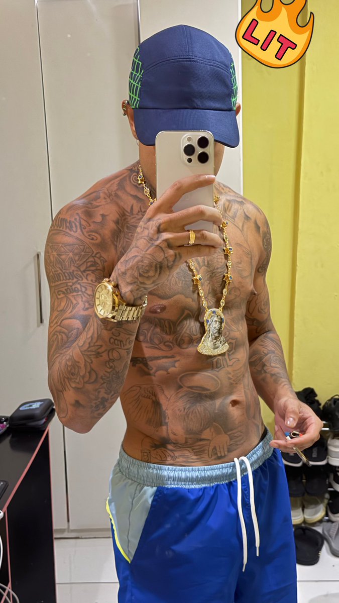 DomMelodia's tweet photo. Dom de Deus 🤴🔥💸🚂🥳 https://t.co/7i7QhLwqxe