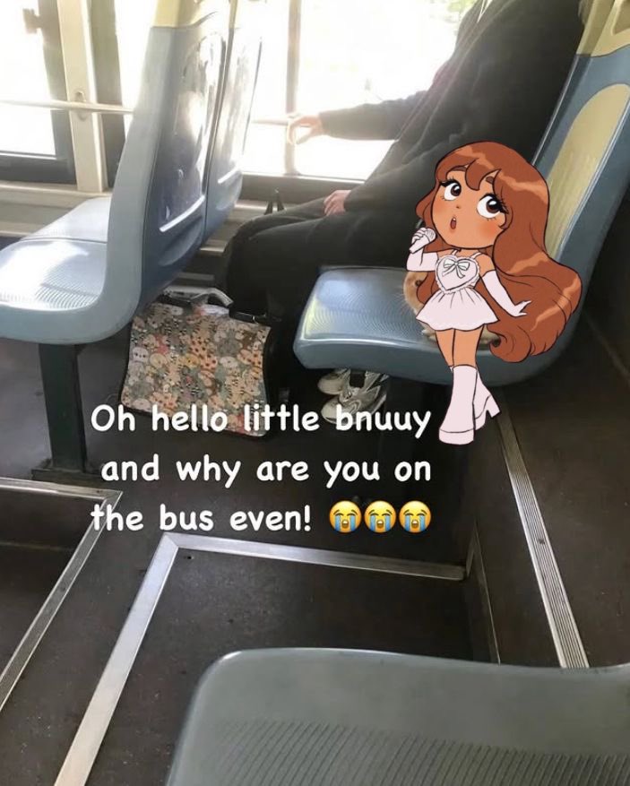 darlingkirammnz's tweet photo. why are you on the bus even isi😭😭 #heartstringscomic https://t.co/ZxfWvX3YkK