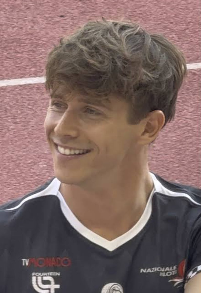 AthleteThirsts's tweet photo. Arthur leclerc, generational fine shyt https://t.co/AxNSs0mNOx