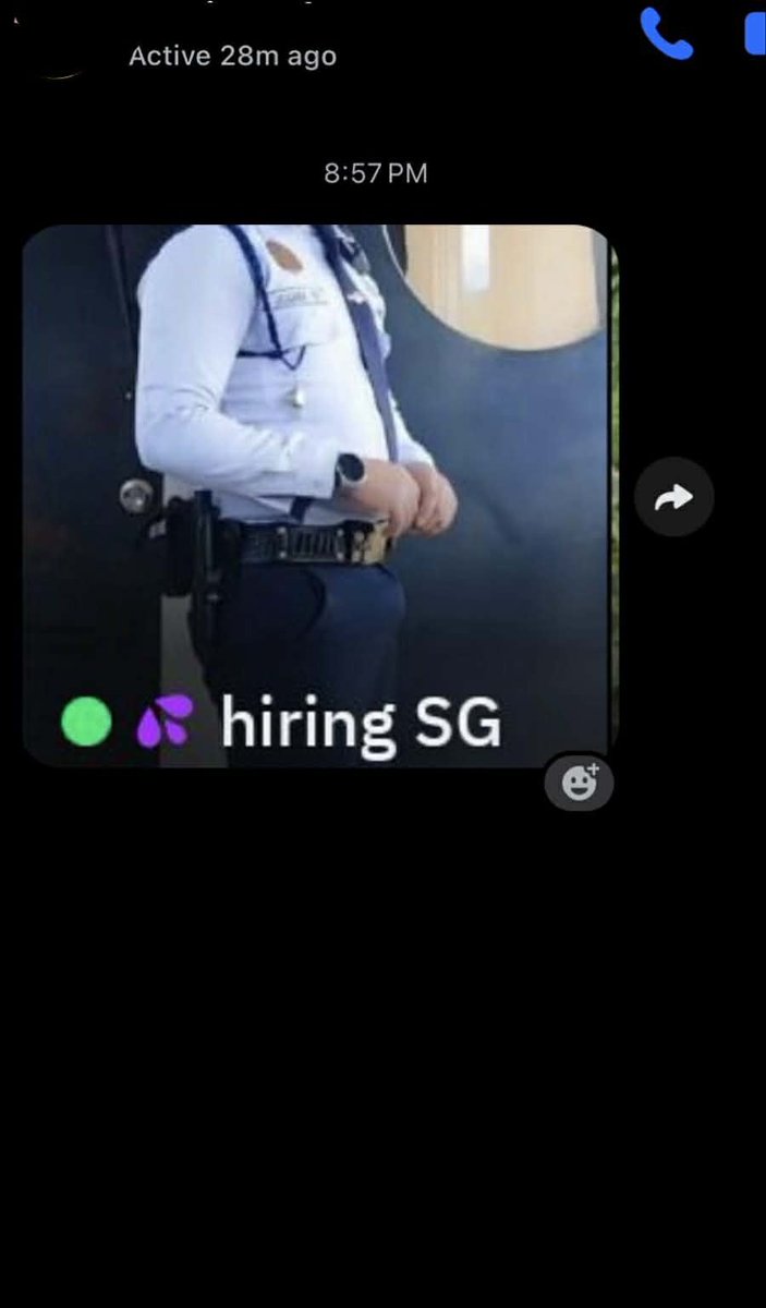 securitycuteboy's tweet photo. Isang poser. Nanaman ang lumutang at gumagamit. Ng picture ko sa grndr  app
Hahhahah.

Ingat. Ingat po     wala ako. Grndr.
Baka maka chat nyo yan. https://t.co/Qph4L6l1g9