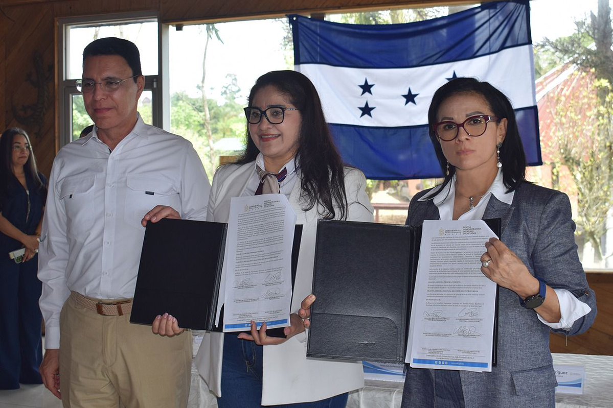 Tgustahn tweet media