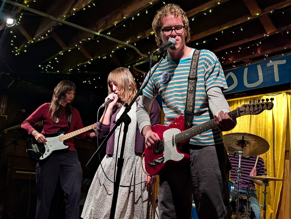 T w i t t e rB e e f tweet media