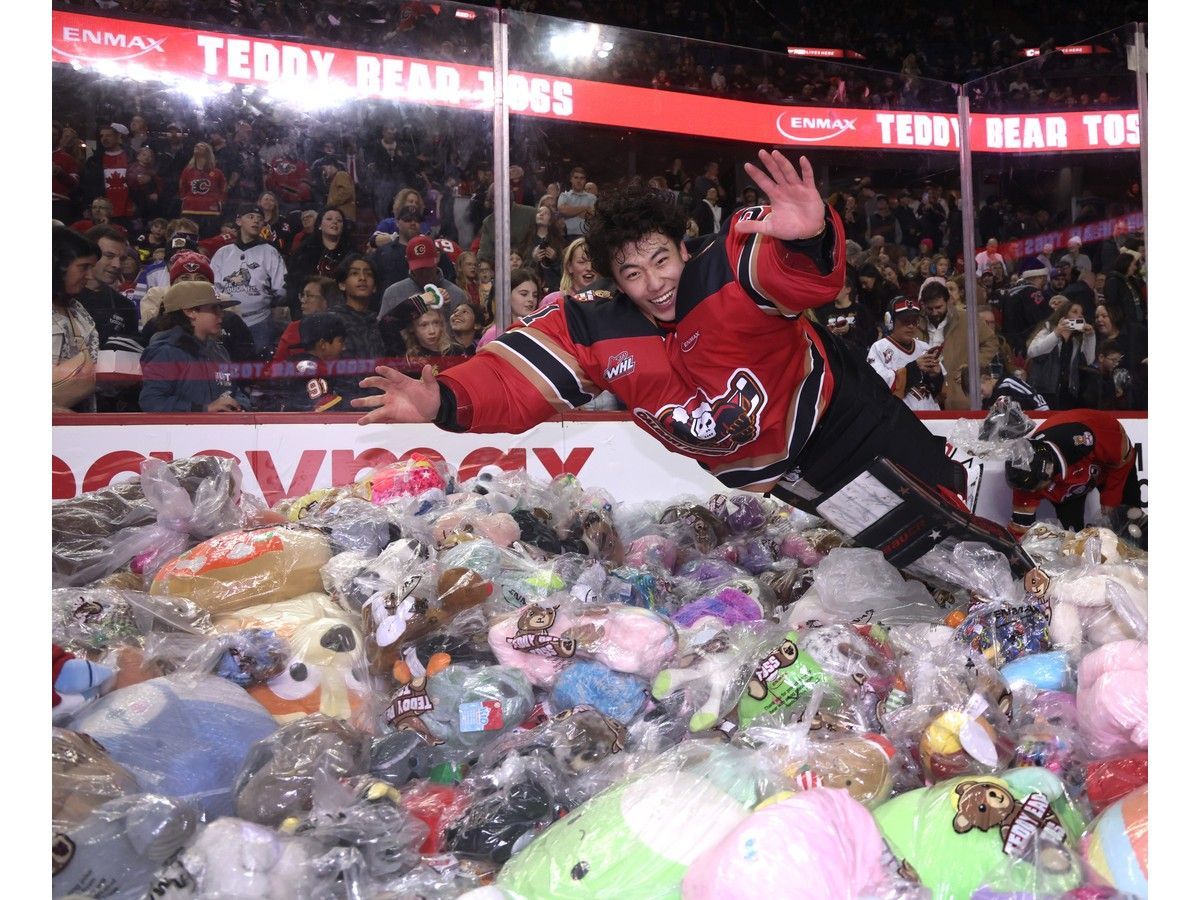 Calgary Sun tweet media