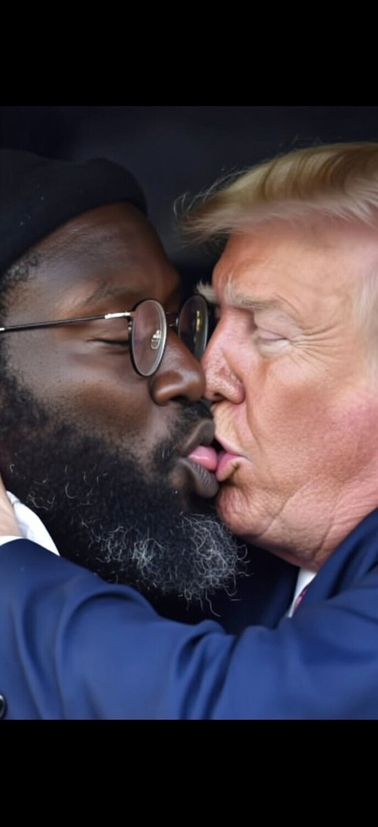 ProgressivePig tweet media