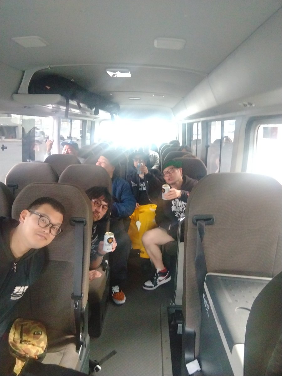 DRAGNETcrew's tweet photo. 石田観光、名古屋に向けて出発です！名古屋の皆さんよろしくです！ https://t.co/B5H0Ek7o5N
