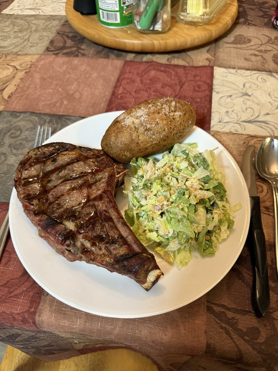 Dave's Not Here tweet media