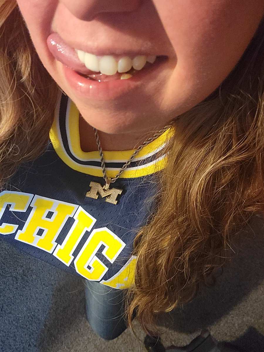 phoenix rising tweet media