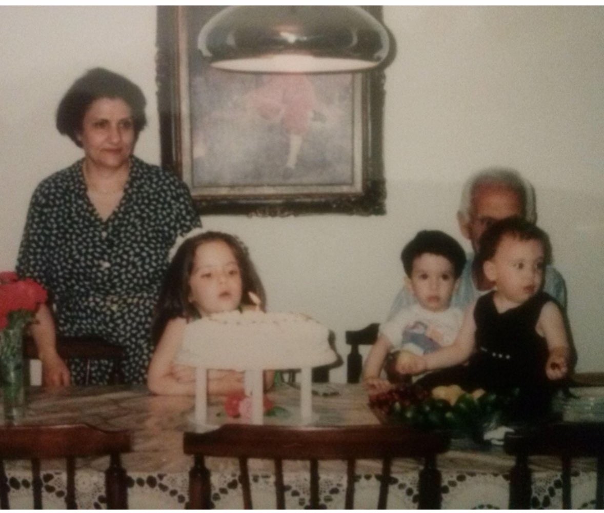 Tara Riva tweet media