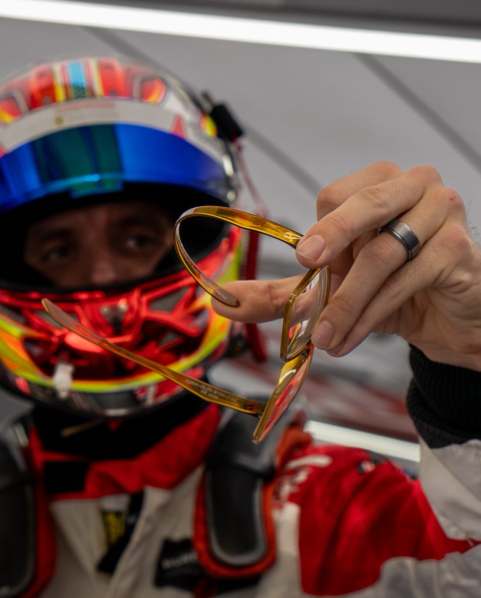 Flying Eyes Optics tweet media