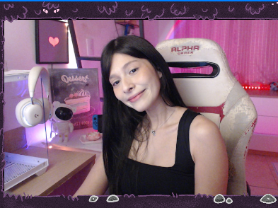 Sextou jogando mmzin com a <a href="/camyyfps/">cAmyy</a>  e o pessoal

twitch.tv/fpsdinha