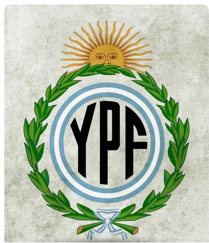 facufp's tweet photo. Milei, que odia a los radicales y a los peronistas, hace una cadena nacional para festejar que la empresa que fundó Yrigoyen, que privatizó Fondizi, reestatizó Illia, volvió a privatizar Menem y volvió a reestatizar Cristina, va a seguir haciendo que entren millones de dólares. https://t.co/xpRu0ZAo9L
