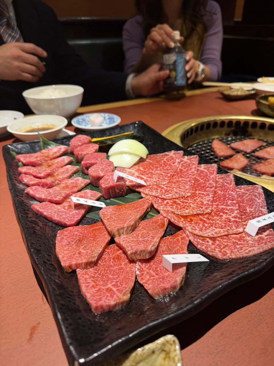 福岡で梨花苑より美味い焼肉屋あったら教えてくだπ