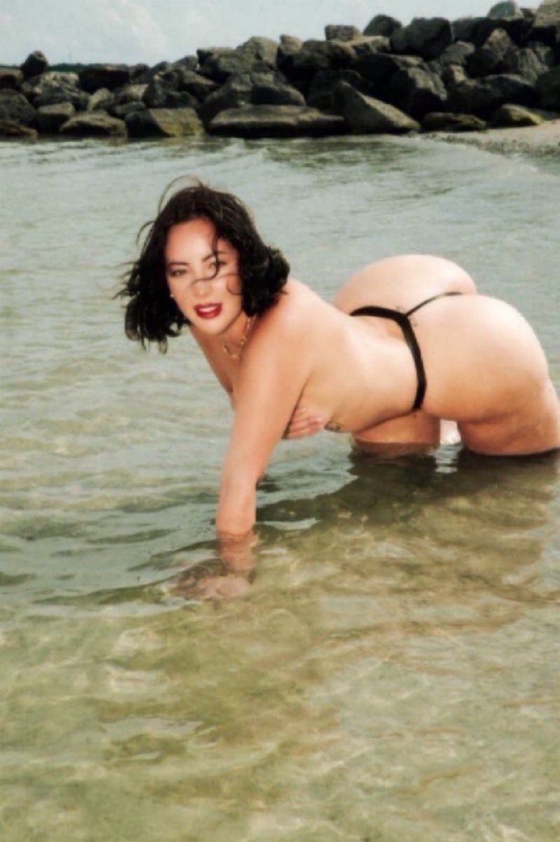 Slutty Rocky 🐶 tweet media