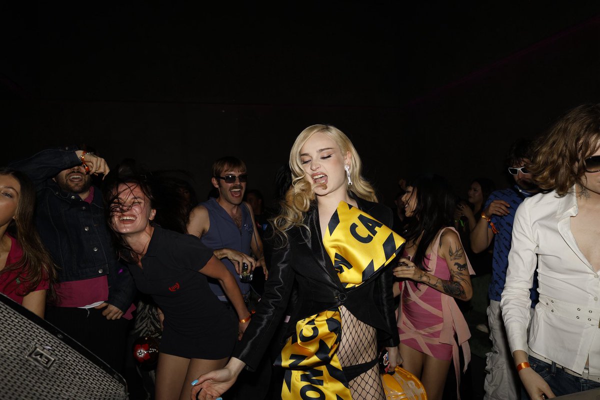 kim petras tweet media