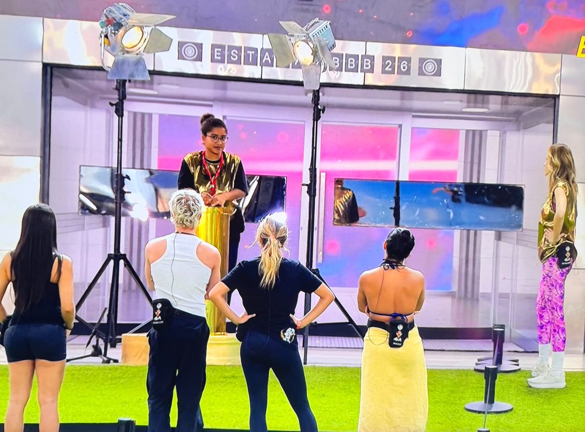 Ella 🧙🍴🐉 tweet media