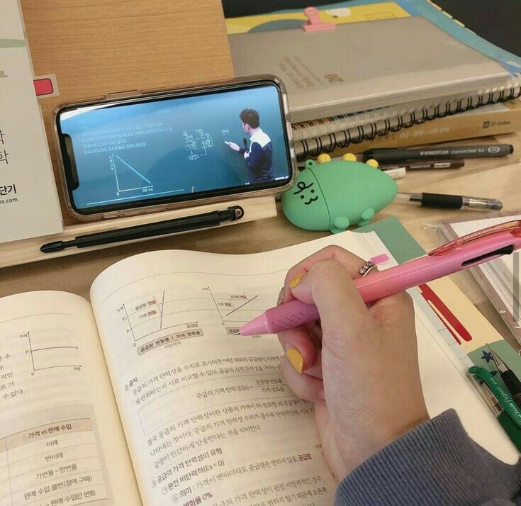 odette ♡ྀི ₊ tweet media