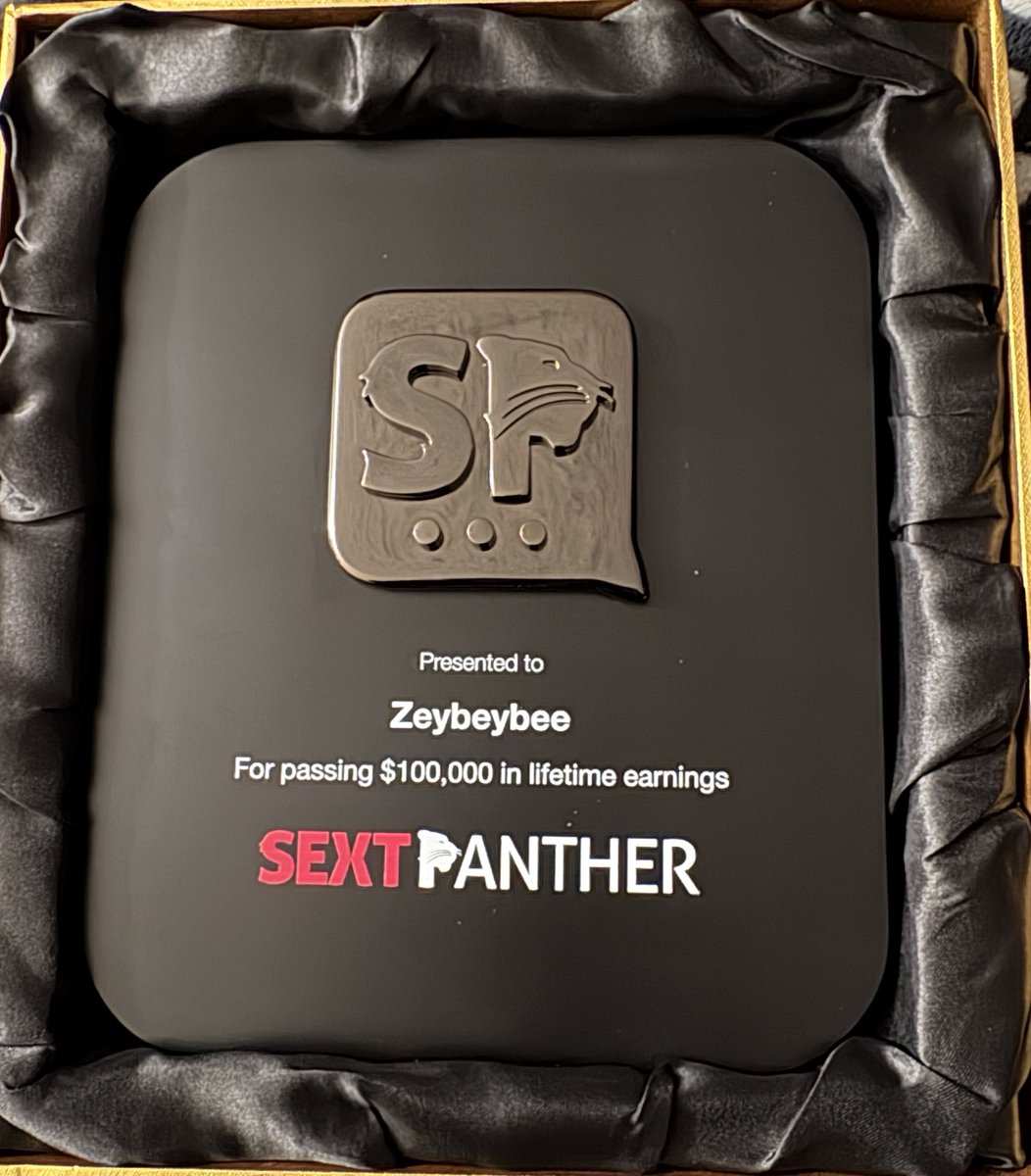 𝕫𝕖𝕪 🖤 tweet media