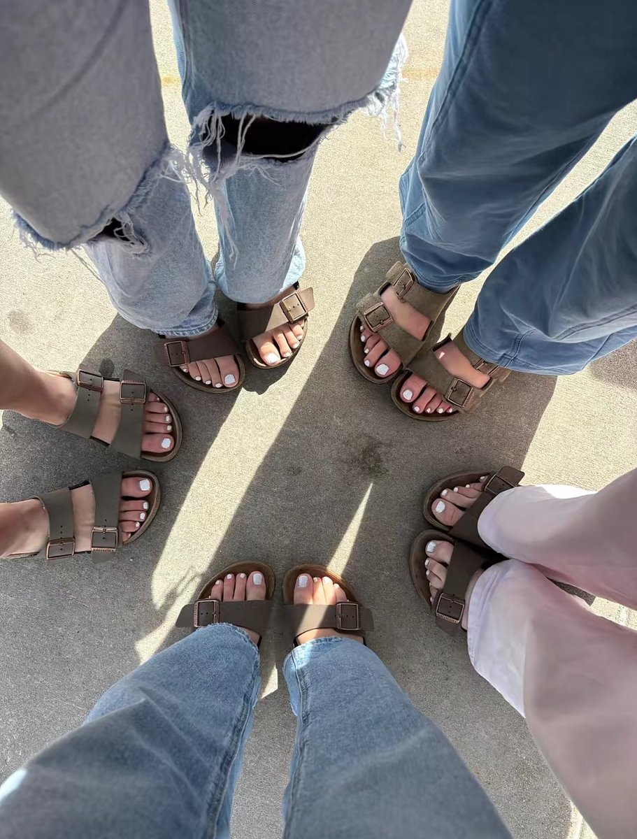 GALERÍA by ados tweet media