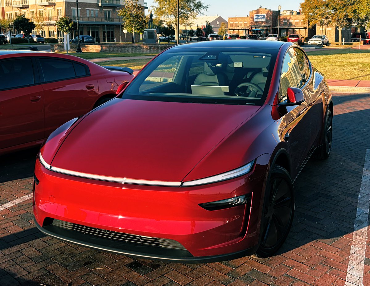 Coffee and Grit tweet media