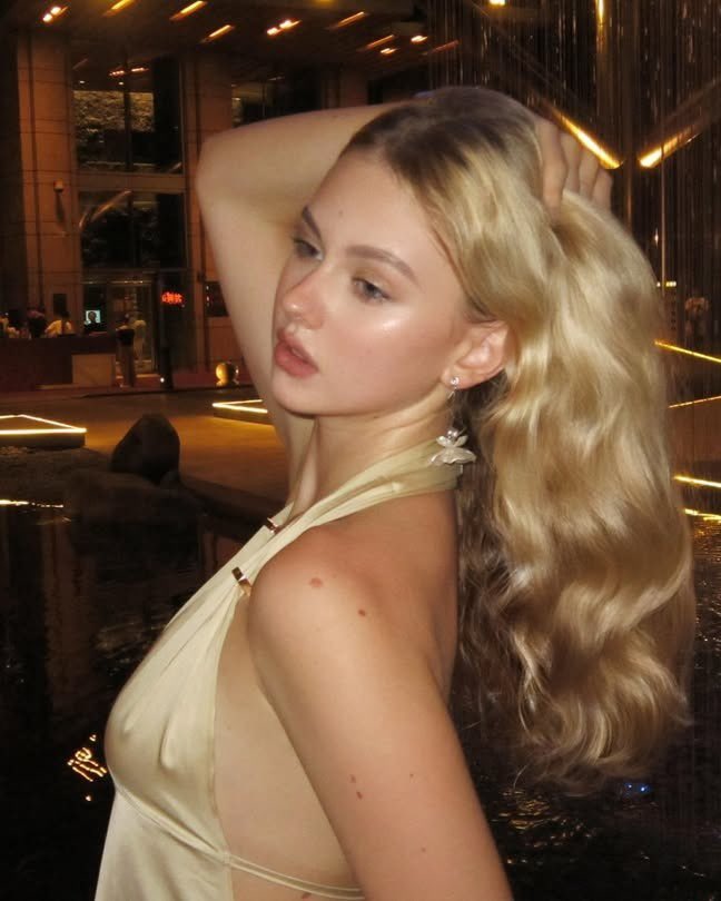 ๐ฅ๐ฒ๐ฑ๐๐๐ฃ๐ tweet media