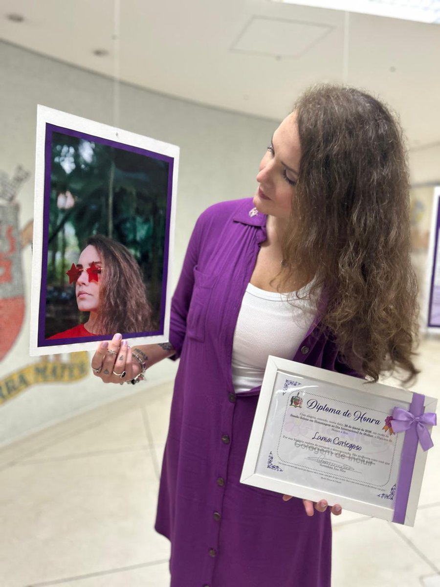 lumaccc's tweet photo. Ontem (26/03) recebi uma femenagem na Câmara Municipal de São Bernardo do Campo, através do mandato da vereadora Ana Nice, pela minha trajetória de luta pelos direitos das mulheres. https://t.co/g53qWQN8VA