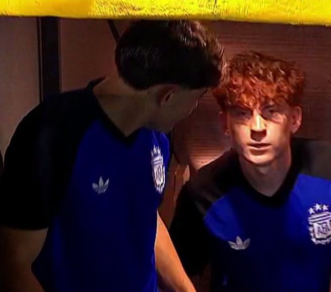 marty ໑̣ tweet media