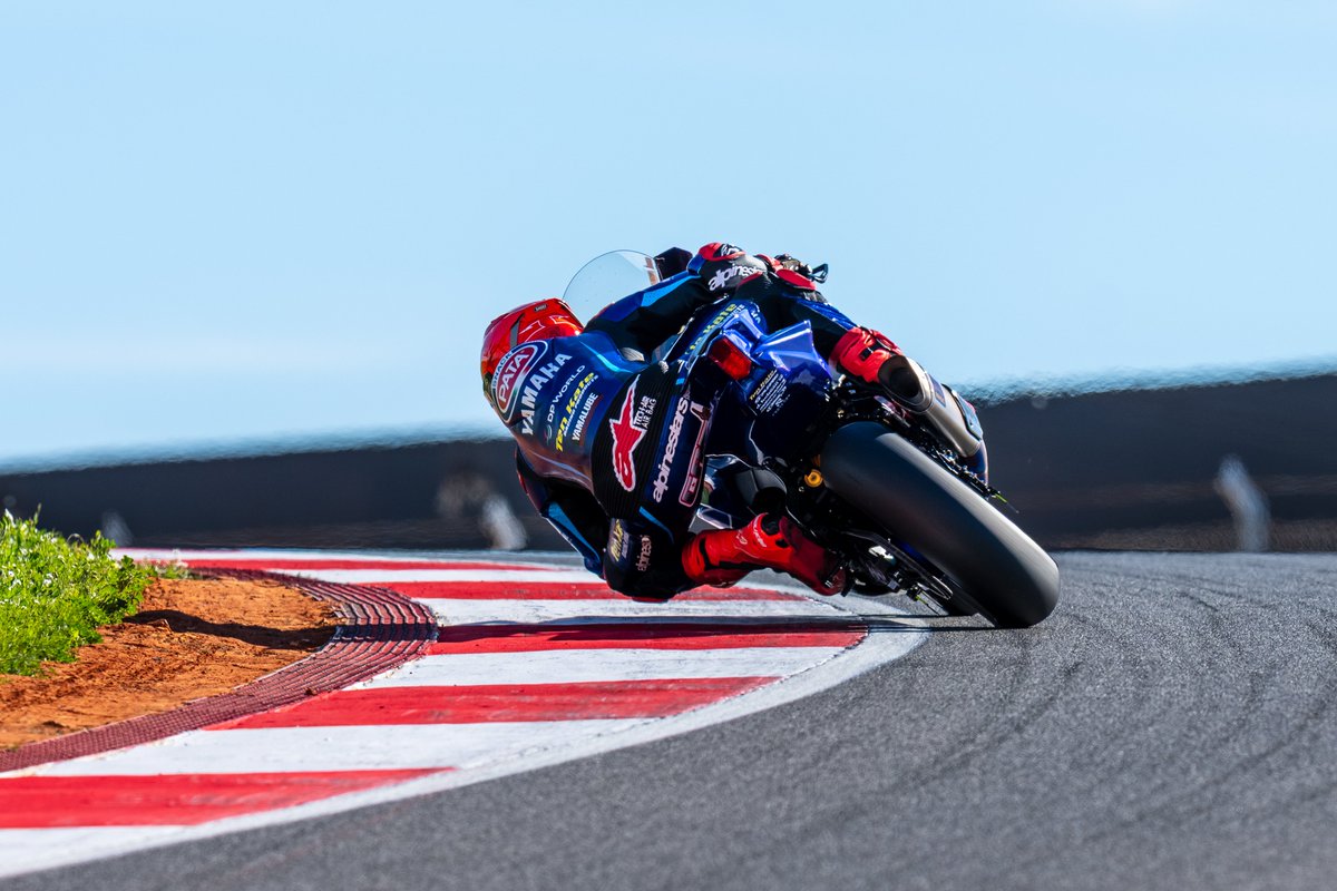 Pata Yamaha Ten Kate Racing tweet media