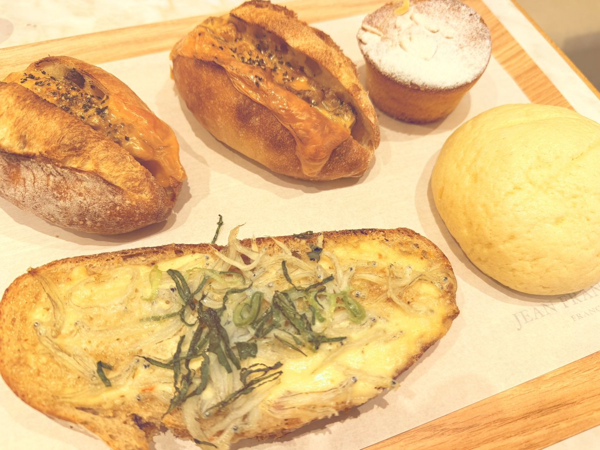 じゃラ tweet media