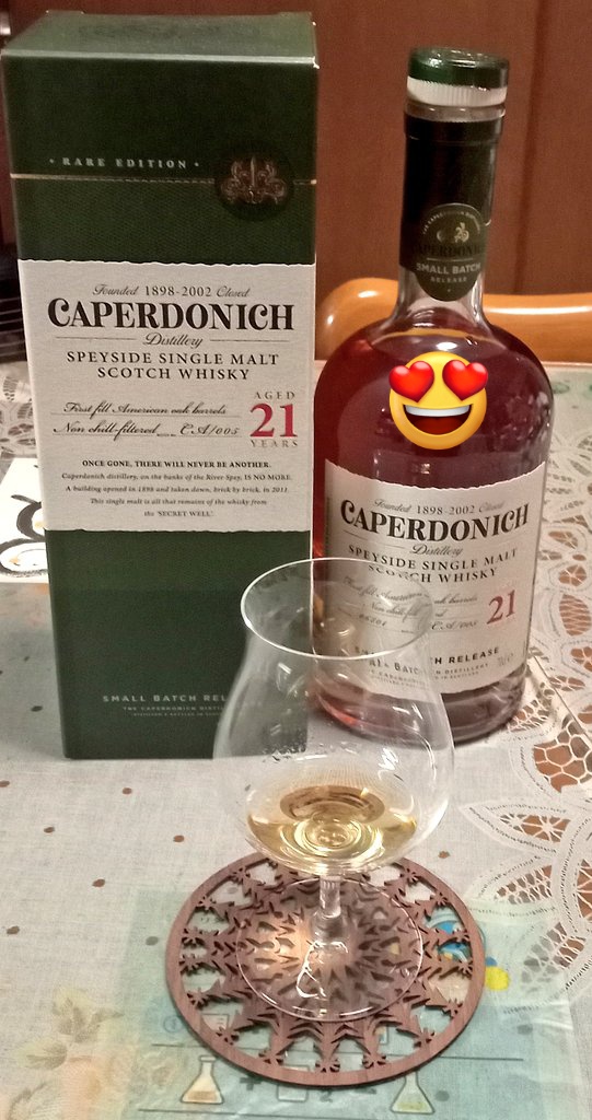 Croce_Pirozhki's tweet photo. キャパドニック 21y
キャパドでキャパキャパ☆(ゝω・)vキャパ
複雑なフルーティネスとオーキーレイヤー
余韻も長いし展開もあってサイコーじゃん😭👏✨
買ってよかった🤩
#KYKEY
#aromaglass
#aromaglassbasic https://t.co/ALwNsQfSuc