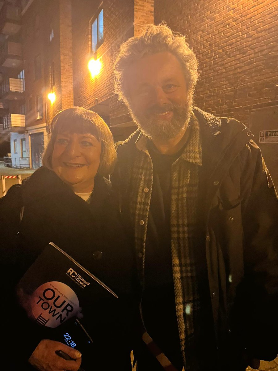 Jackie (Jacqueline) Hartley 💙🎭 tweet media