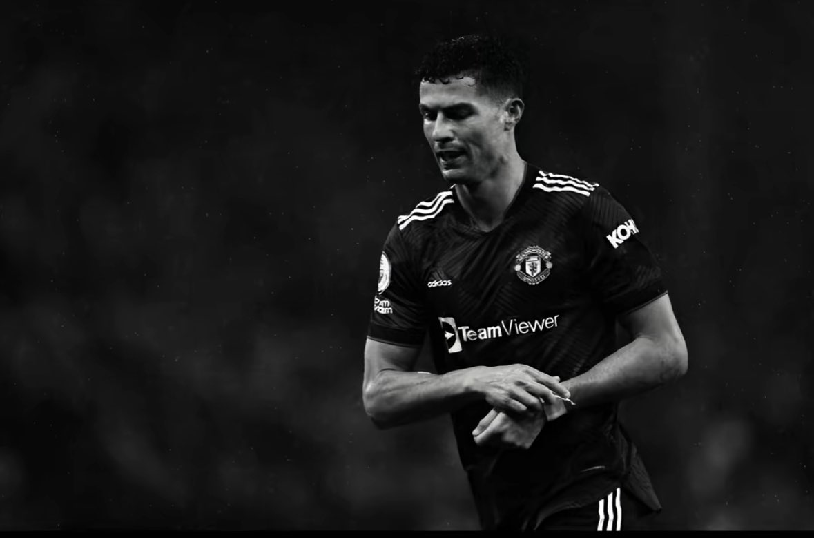 iEccentric tweet media