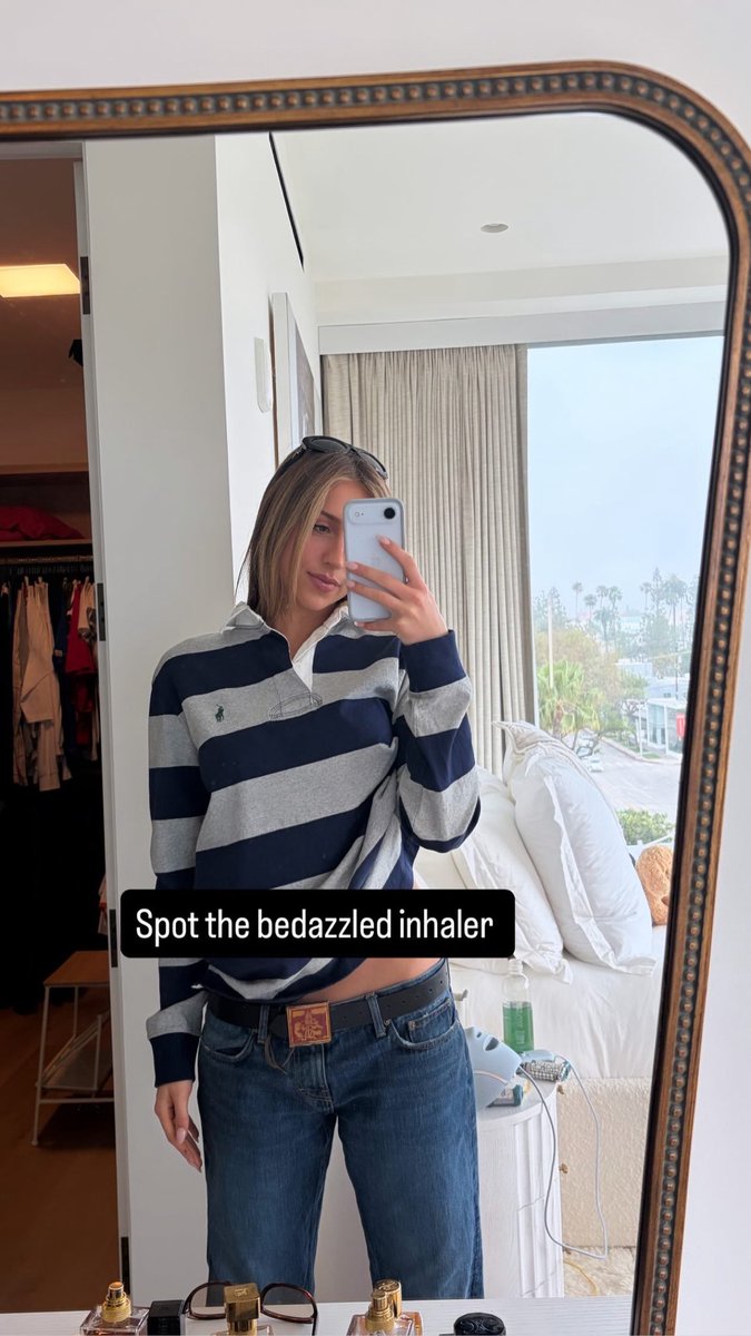 Tate McRae Crave tweet media