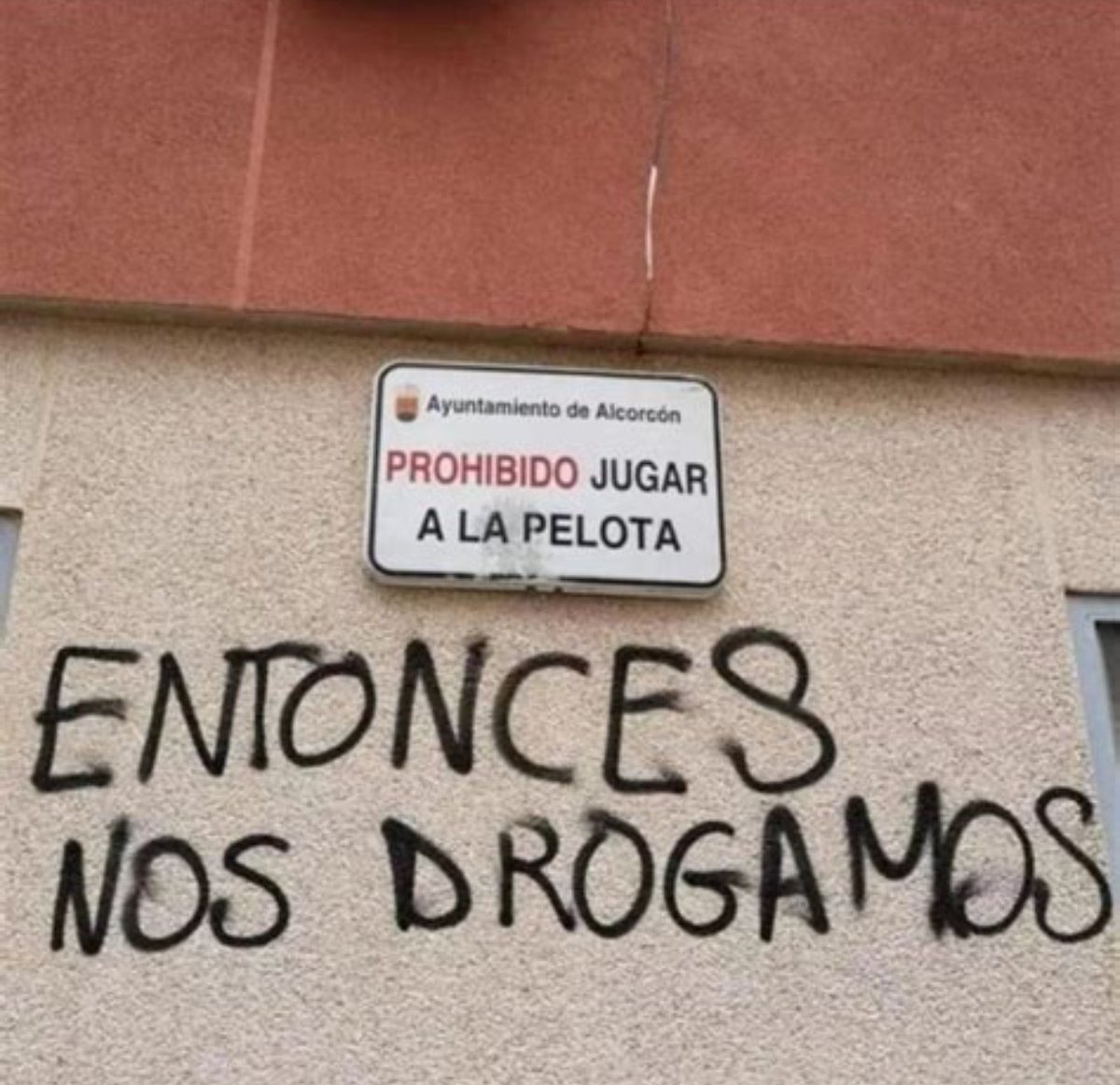 astoria 🇵🇸 FEDEZ INFIEL tweet media