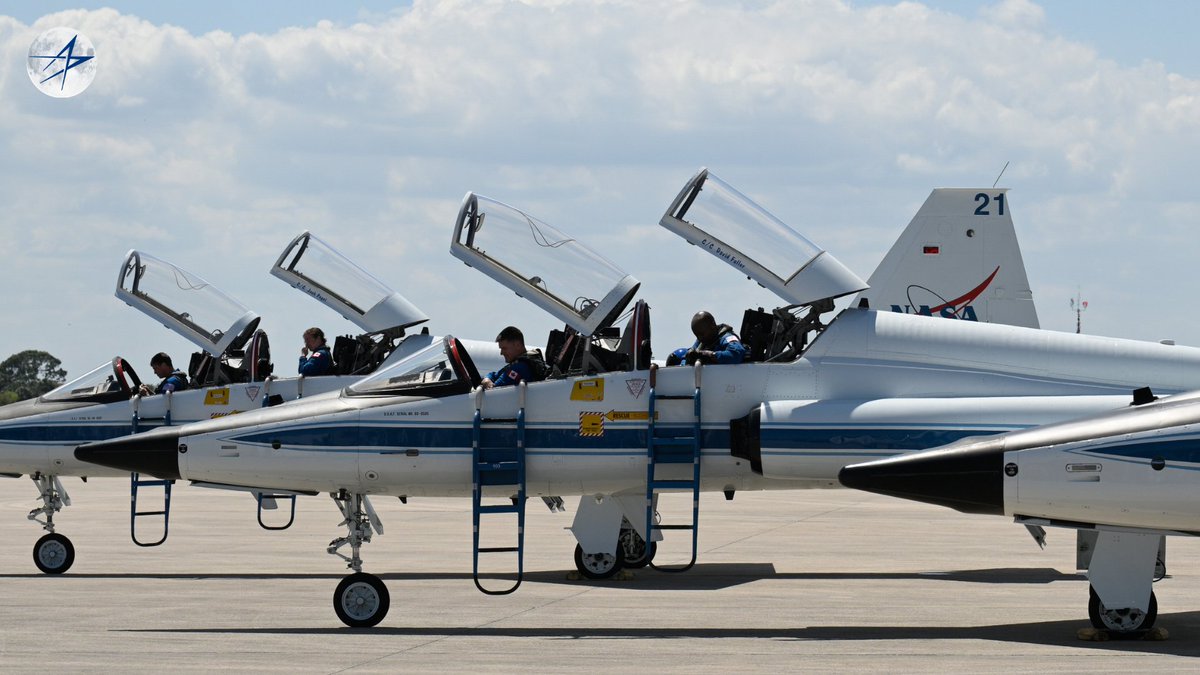 LMSpace's tweet image. The Artemis II crew has arrived at @NASAKennedy ahead of launch!

Soon, they’ll become the first crew to fly aboard @NASA's Orion spacecraft, traveling farther in space than any humans in over 50 years.