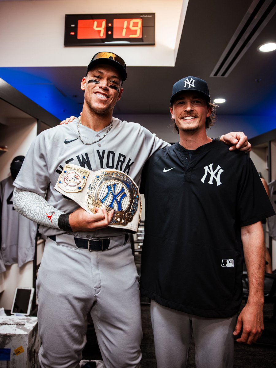 FriedCrave's tweet image. Aaron Judge stands next to Max as he receives the game belt! 

(via New York Yankees)