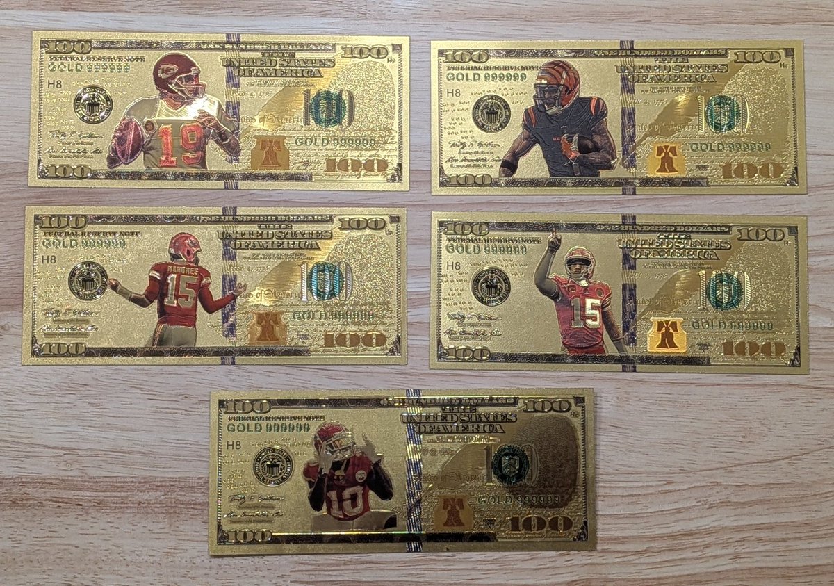 Unique Finds Collectibles tweet media