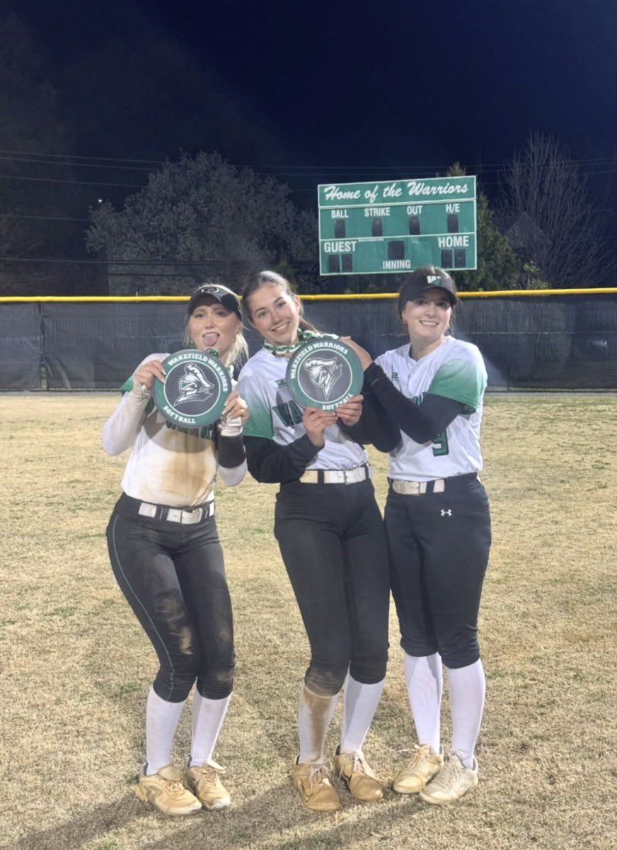 Lucy Strawn tweet media